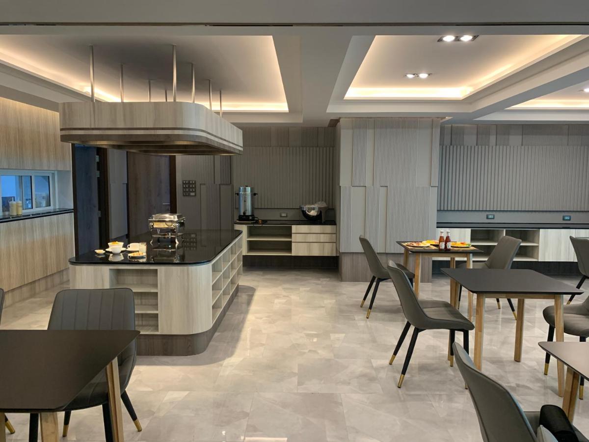 Thana Wisut Hotel Bangkok Luaran gambar