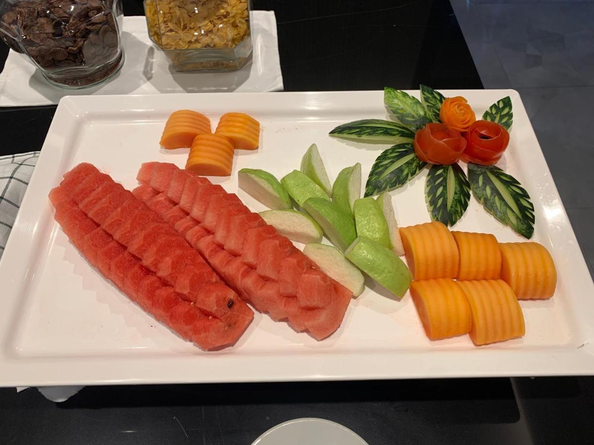 Thana Wisut Hotel Bangkok Luaran gambar